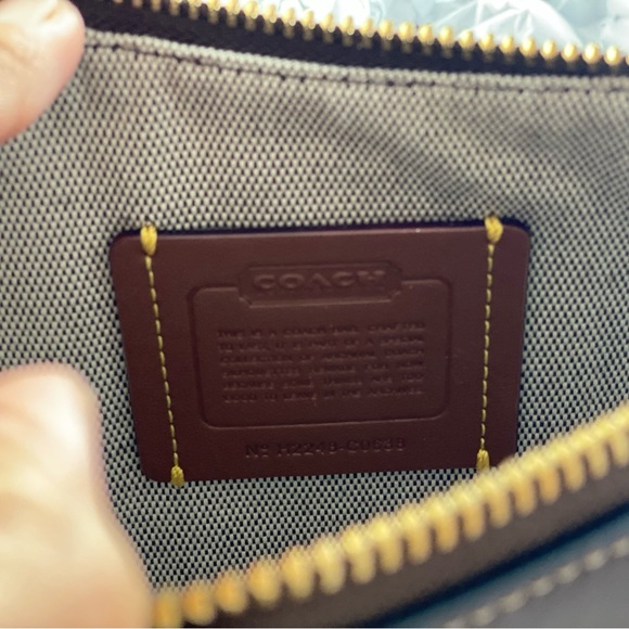 Coach Swinger Brass/Maple - Picture 4 of 6